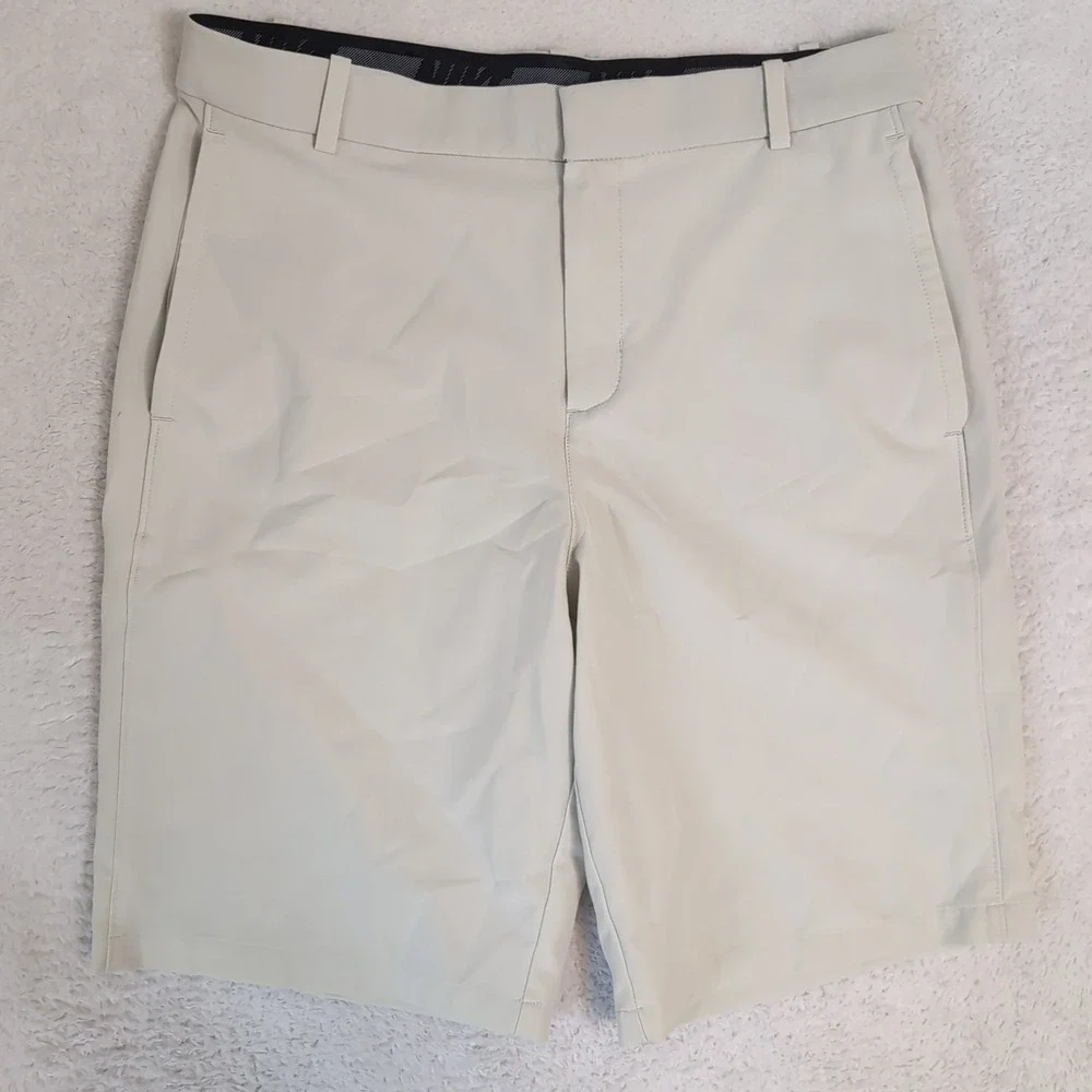 NIKE Flex‎ Beige Golf Shorts Dri Fit Standard Fit Stretchy 30x10